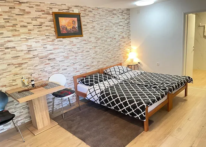 Apartment Mika